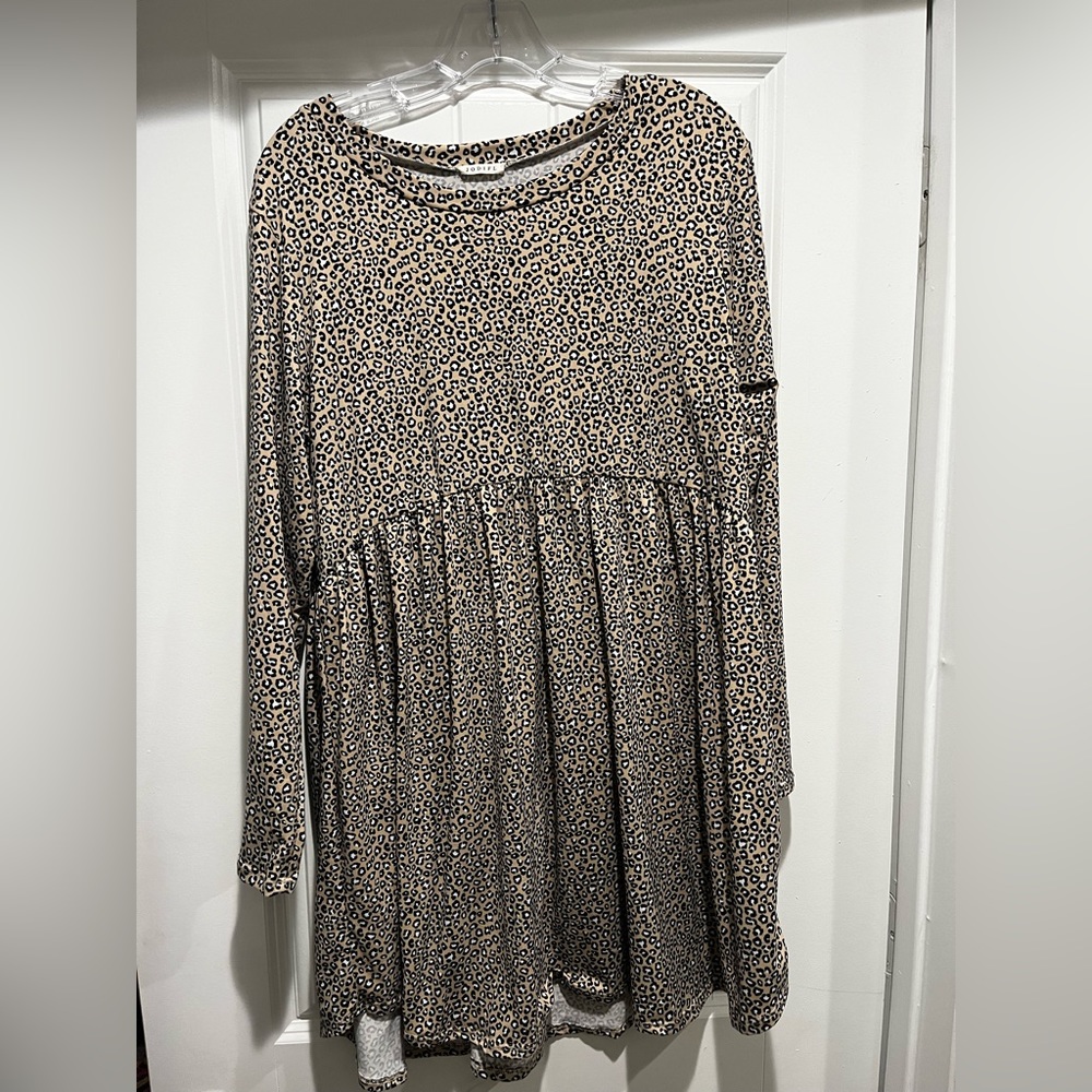 Long sleeve, cheetah dress, Jodifl brand, size L